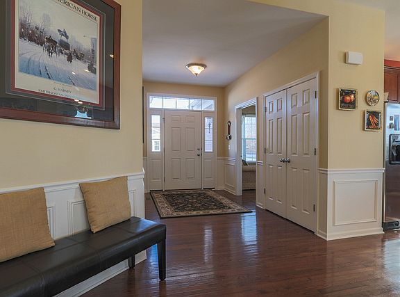 3rd image of 1211 John Hancock Dr