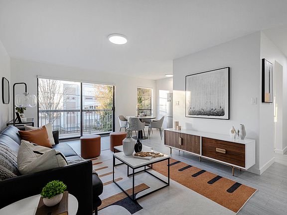 2nd image of 1515 E 5th Ave #203
