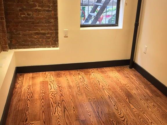 3rd image of 342 E 100th St APT 6B