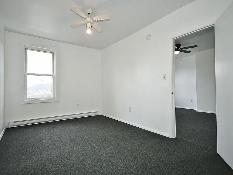 105 Ella St — Photo 21