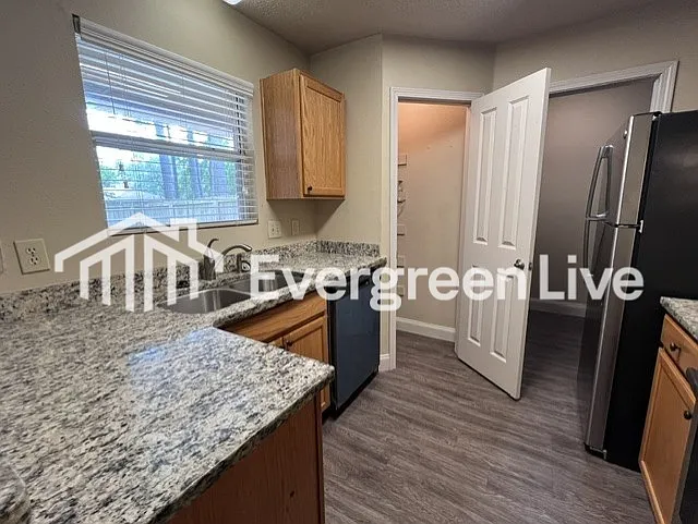 800 Bellflower Cir — Photo 5