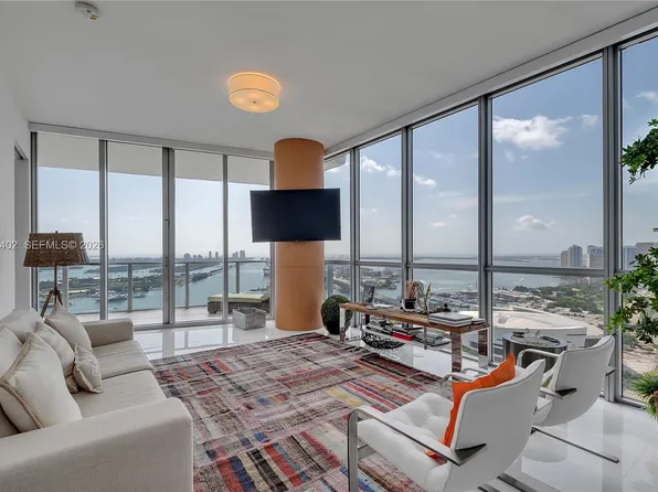 1100 Biscayne Blvd, Miami, FL