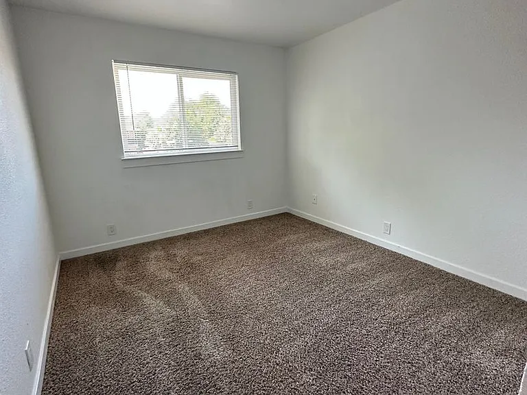 lakeside835 — Photo 21