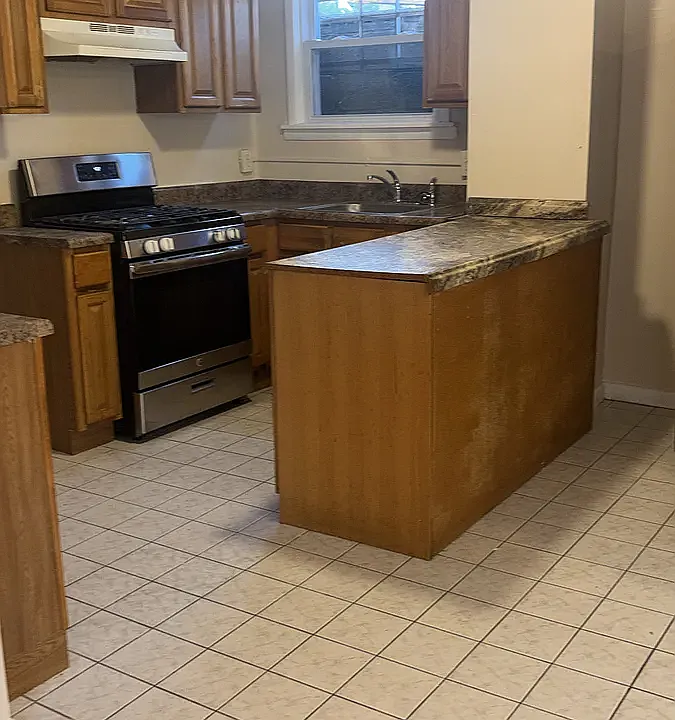 18 Bostwick Ave #1