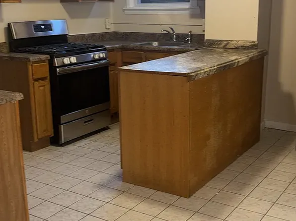 18 Bostwick Ave #1, Jersey City, NJ 07305