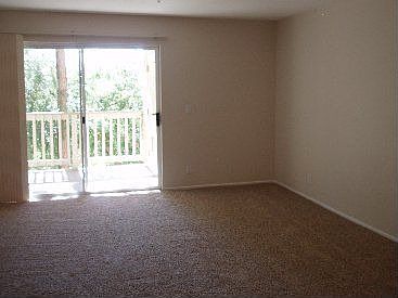 4th image of 5744 Oak Bend Ln Unit 210