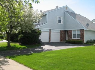1552 Brandywyn Ln, Buffalo Grove, IL