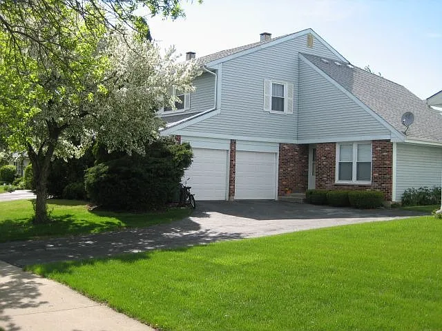 1552 Brandywyn Ln photo 1