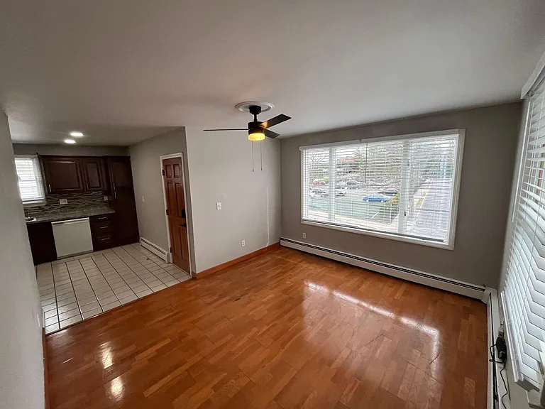 541 Admiral St #3 — Photo 2