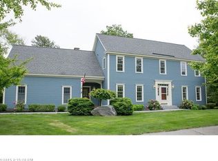 33 Cross Hill Rd, Cape Elizabeth, ME 04107