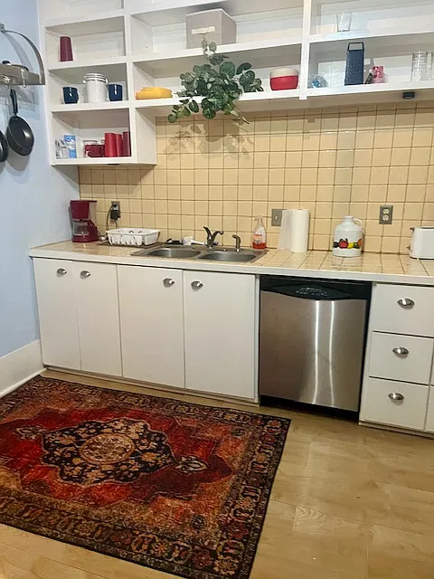 1 bed, 950 sqft, $1,395 — Photo 3