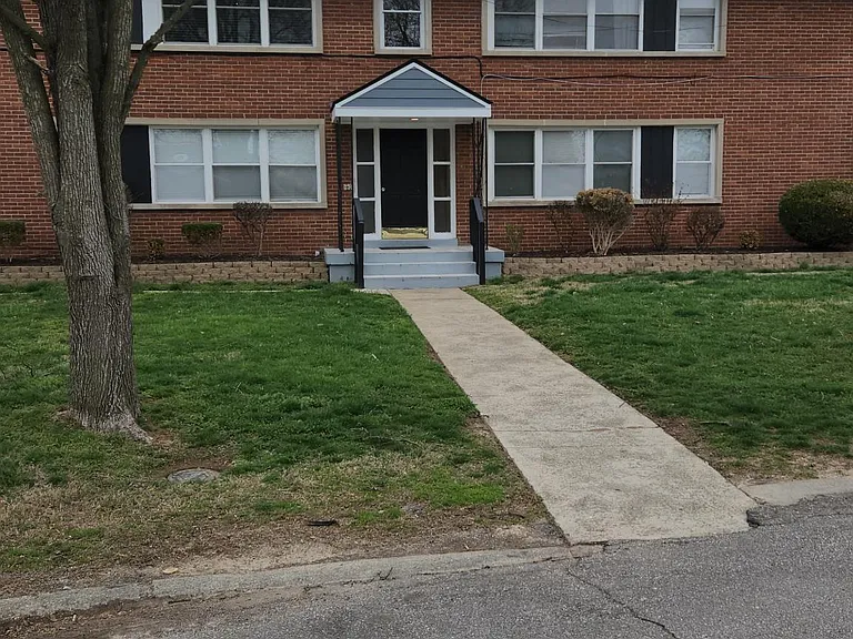 2213 Gerald Ct #0 — Photo 8