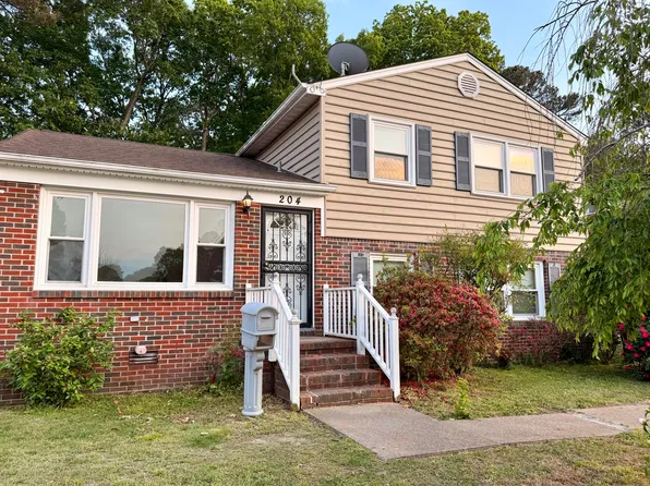 204 Chickamauga Pike, Hampton, VA 23669