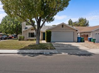 36873 Spanish Broom Dr, Palmdale, CA 93550