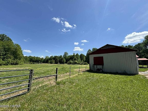 5th image of 270 Leota Dr