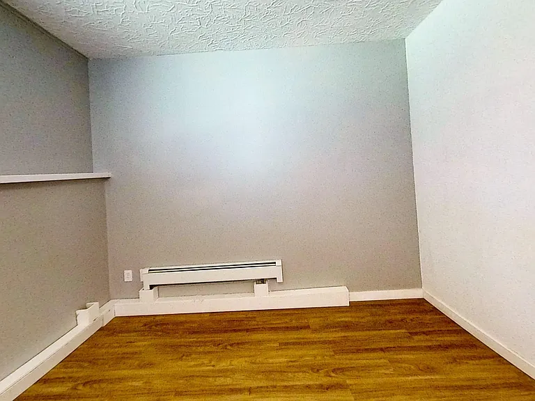 720 W 54th Ave — Photo 8