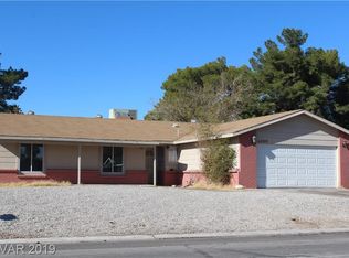 4000 Roxanne Dr, Las Vegas, NV 89108