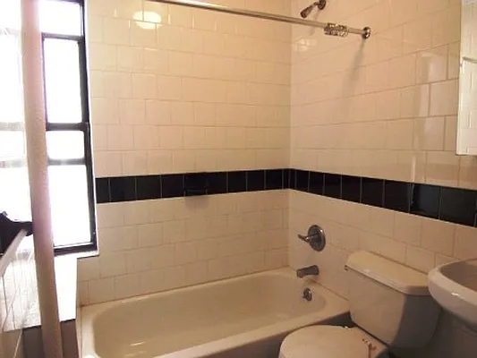 Rented by City Apt Group LLC | media 22