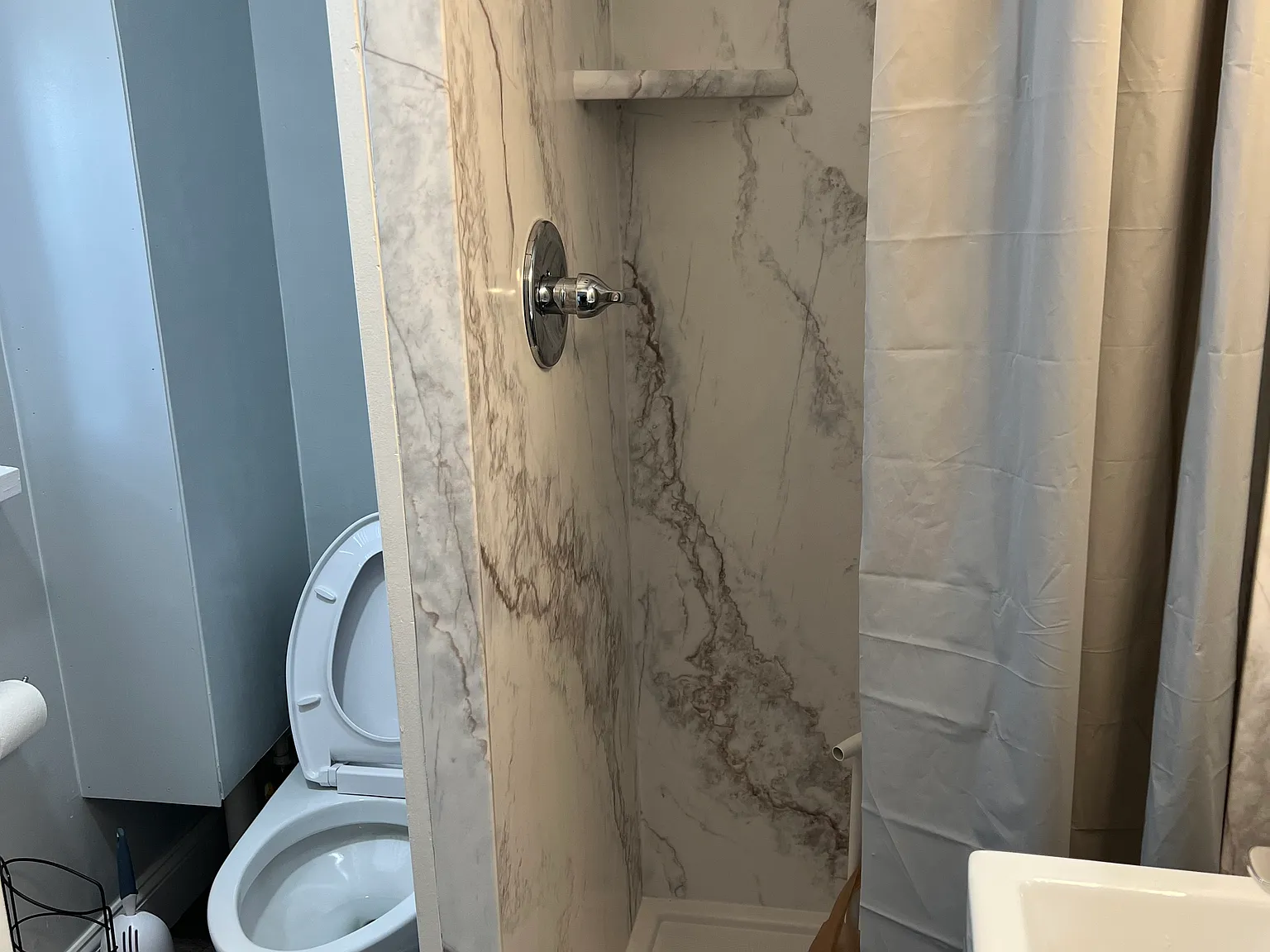 Studio, 330 sqft, $950 — Photo 2