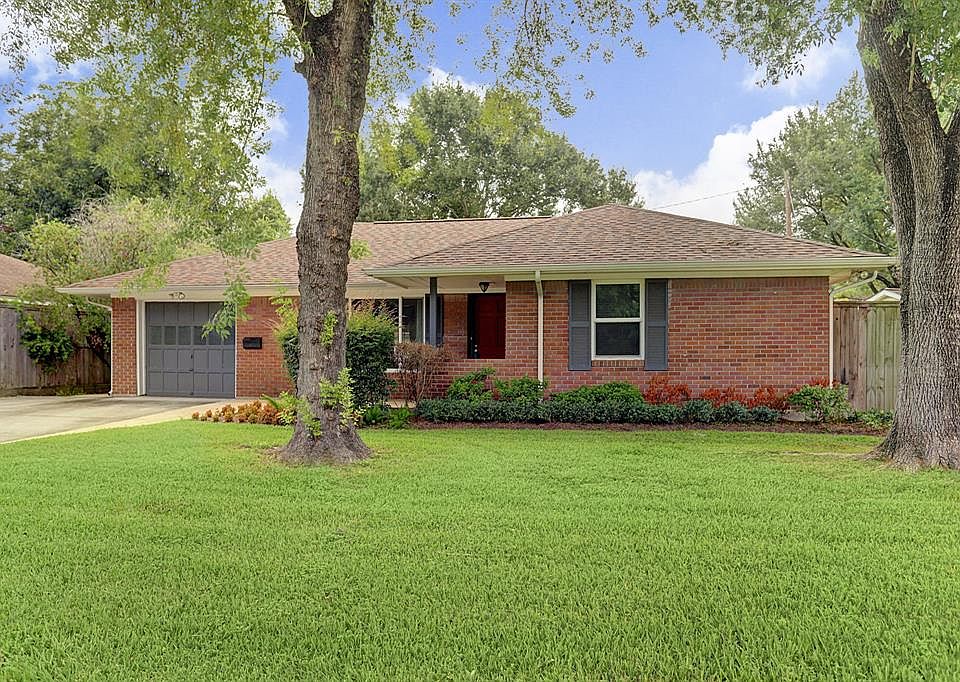 1st image of 4222 T C Jester Blvd