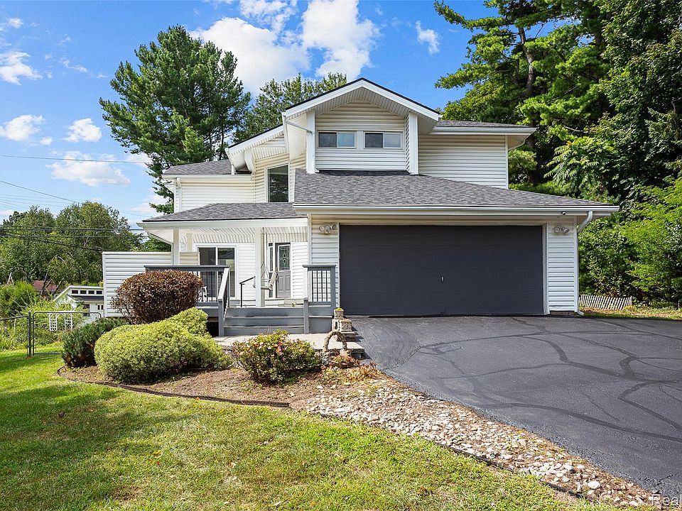 1st image of 6552 Orion Rd