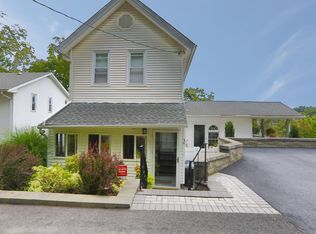 34 Rice St, Dallas, PA 18612