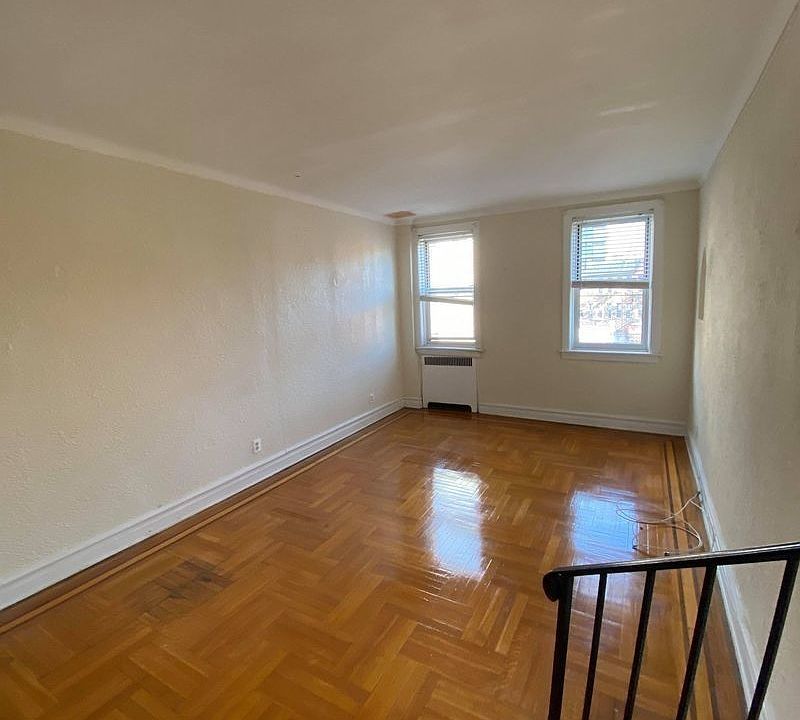 2nd image of 210 Marine Ave #B14