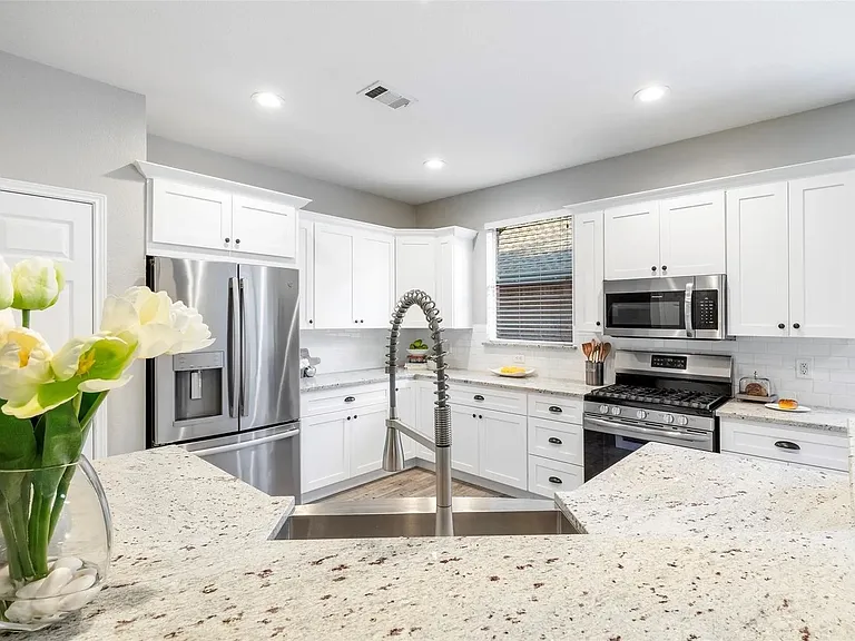 2704 Palo Duro Canyon Dr — Photo 6