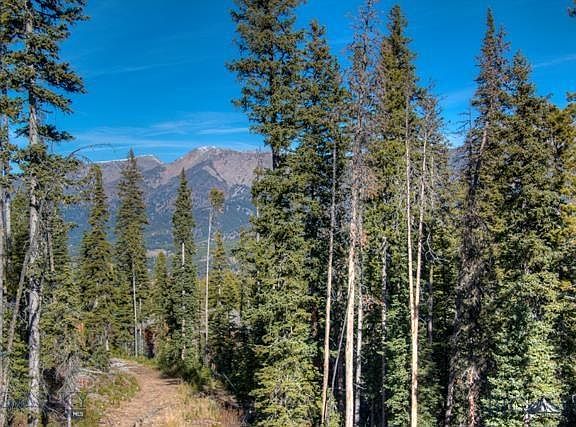 2nd image of Peaks View Dr