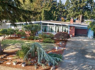 8601 Madrona Ln, Edmonds, WA 98026