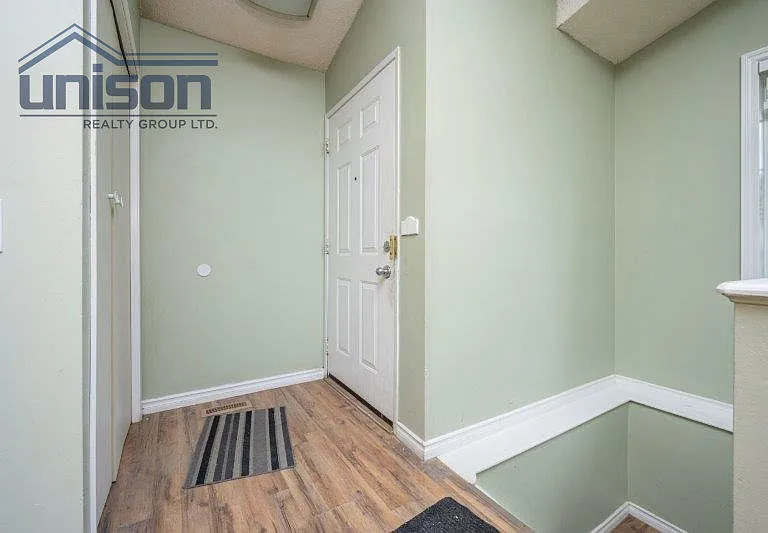 262 Martinwood Pl NE — Photo 1