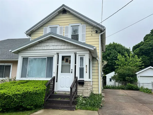 2113 Jackson Pl, Erie, PA 16510