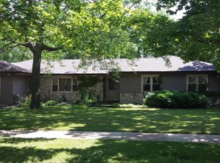 1006 10th St NW, Austin, MN 55912