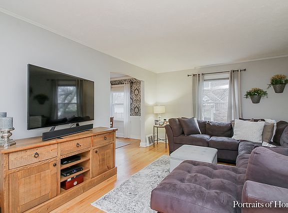 5th image of 1327 Newcastle Ave