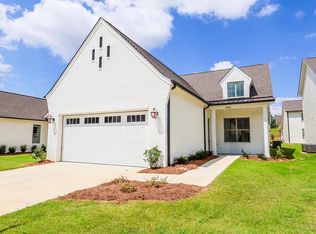 445 S Grove Dr, Oxford, MS 38655