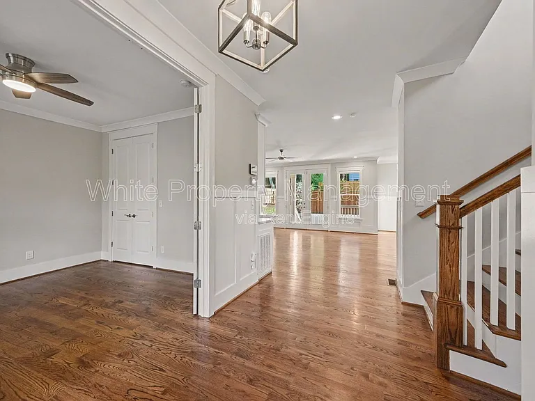1919 Hamorton Pl — Photo 5