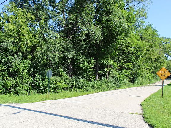 3rd image of 31918 Hillside Dr