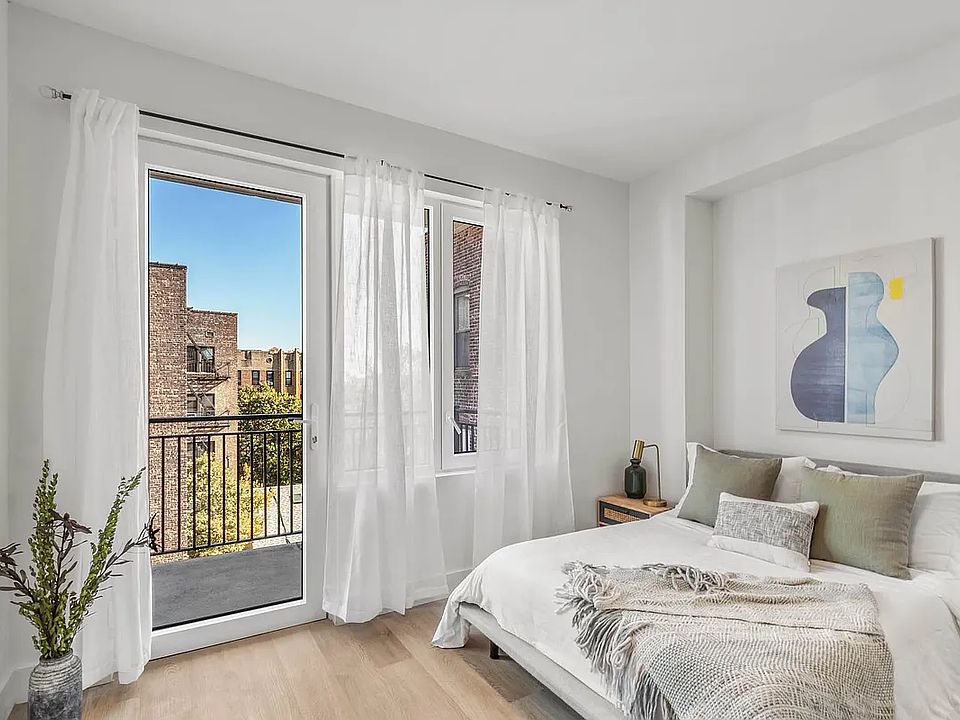 1st image of 2045 Ocean Ave #502
