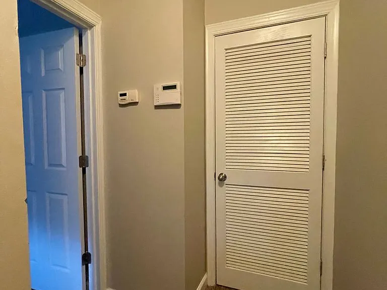 310 Stratford Dr — Photo 12