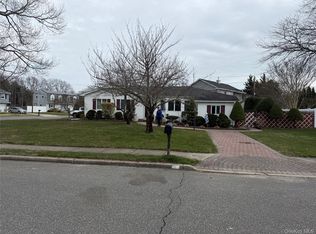 3 Jenny Lane, Holtsville, NY