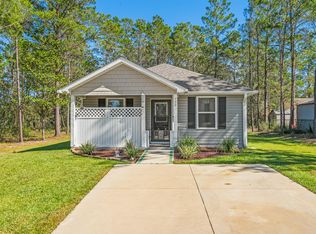 792 Girl Scout Rd, Defuniak Springs, FL 32433