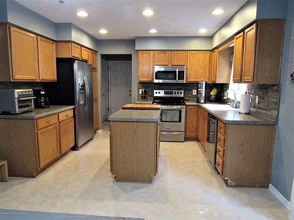 5th image of 2540 Schippell St