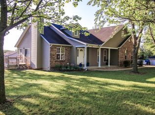 504 Woolf Rd, Warrenton, MO 63383