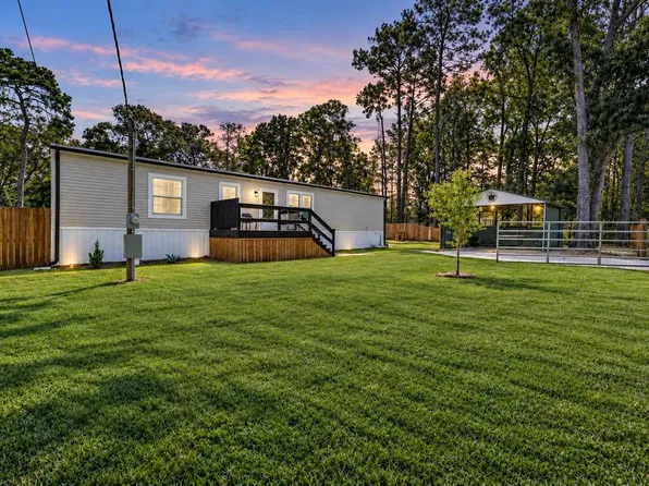 225 County Road 3294, Cleveland, TX 77327