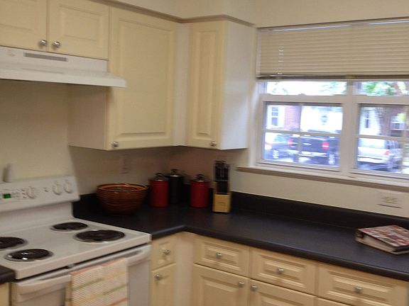 Kitchen (facing front)