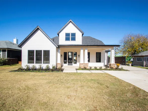 215 E Wall St, Grapevine, TX 76051