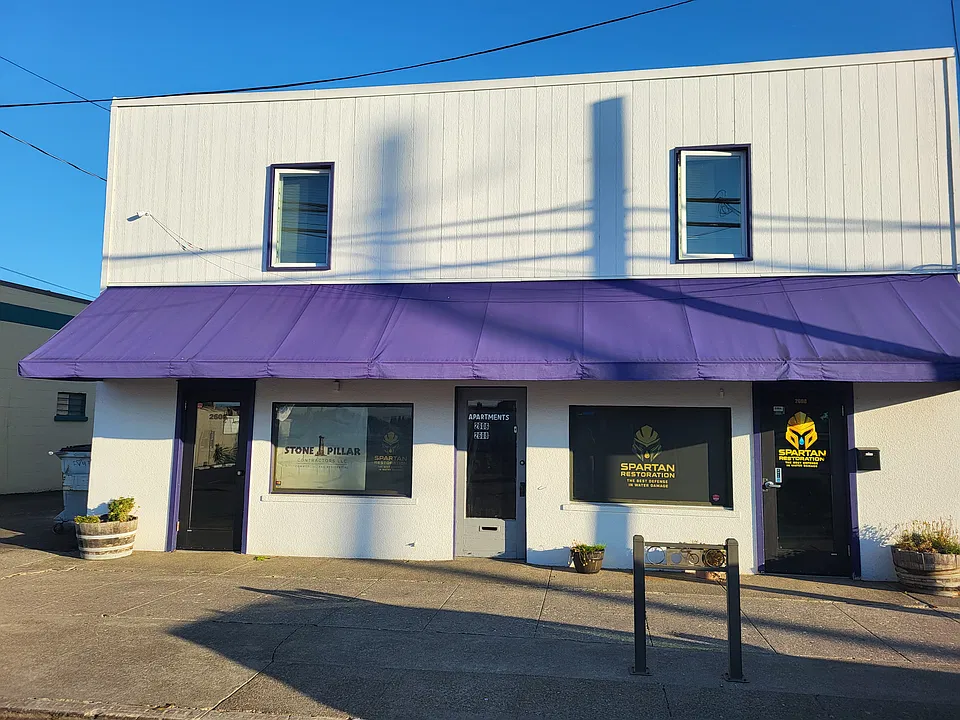 2606 1/2 E Evergreen Blvd
