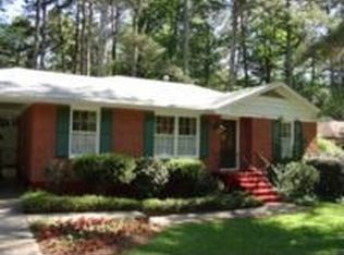 2359 Hunting Valley Dr, Decatur, GA 30033