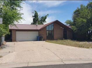 525 Paige Loop, Los Alamos, NM 87547