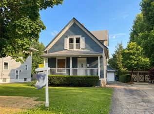 26 Monroe St, Elgin, IL 60123